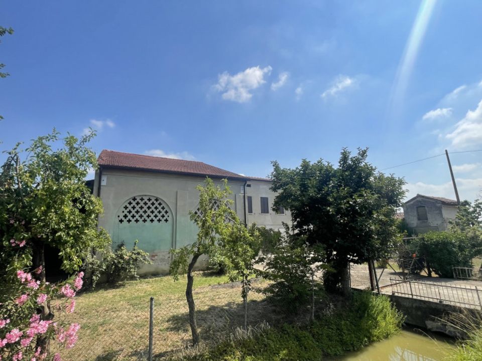 Landhuis in Suzzara, Mantua - foto 1