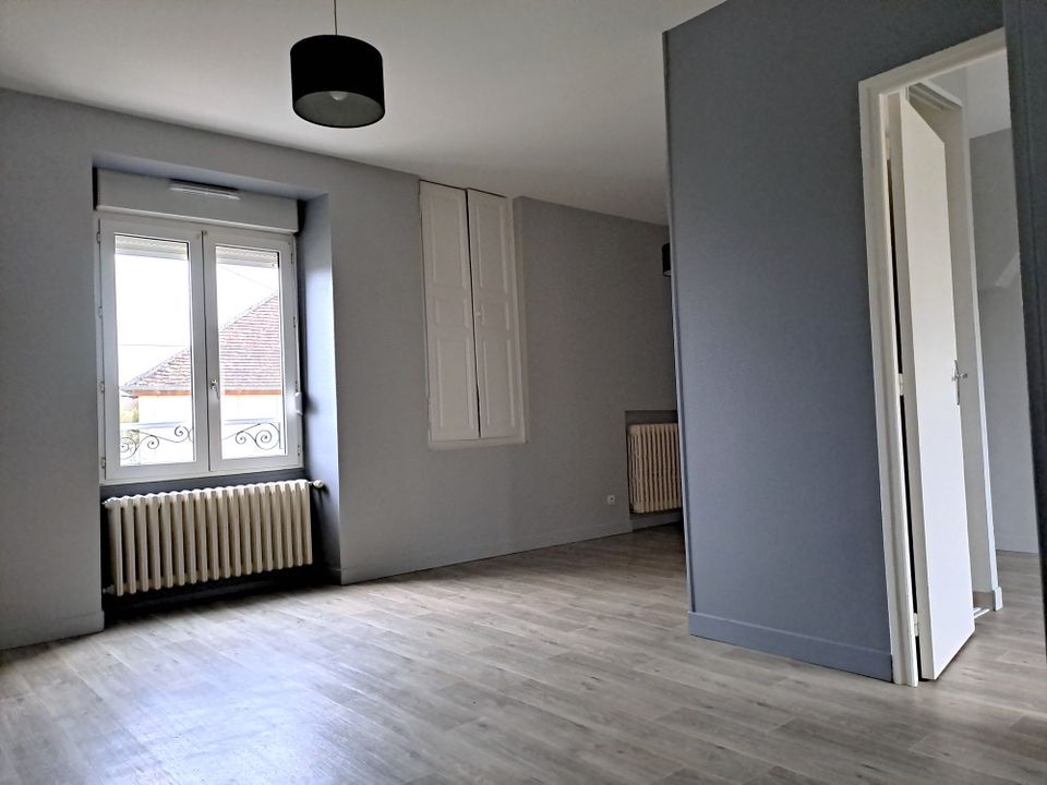 Apartment in La Ferte-Bernard, Sarthe - photo 1