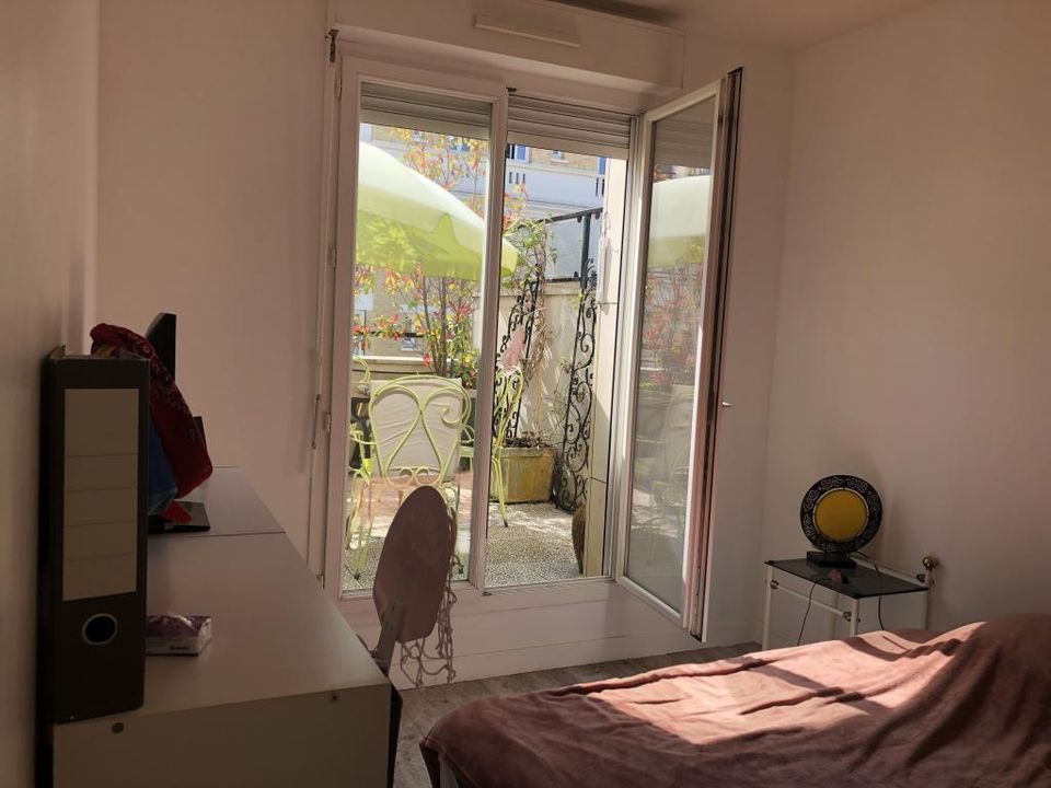 Studio in Asnières-sur-Seine, Hauts-de-Seine - photo 1