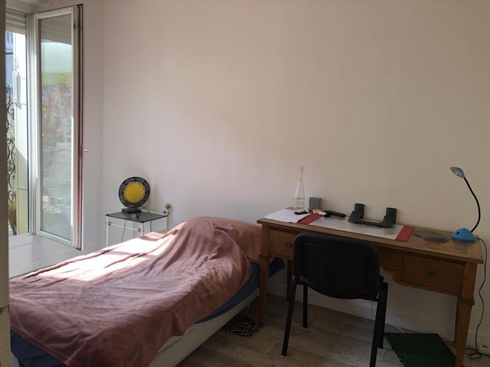 Studio in Asnières-sur-Seine, Hauts-de-Seine - photo 2