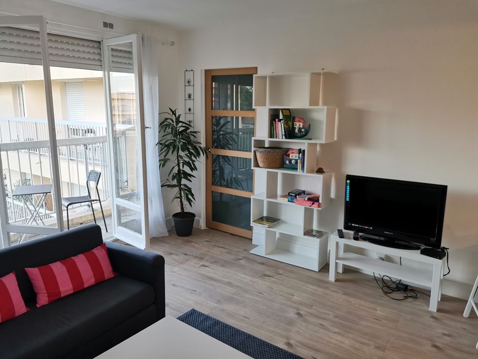 Lejlighed i Le Mesnil-Saint-Denis, Yvelines - foto 1