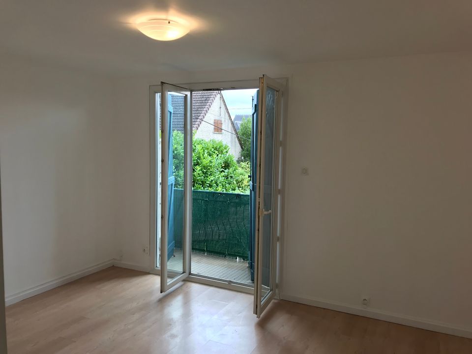 Lejlighed i Noisy-le-Grand, Seine-Saint-Denis - foto 1