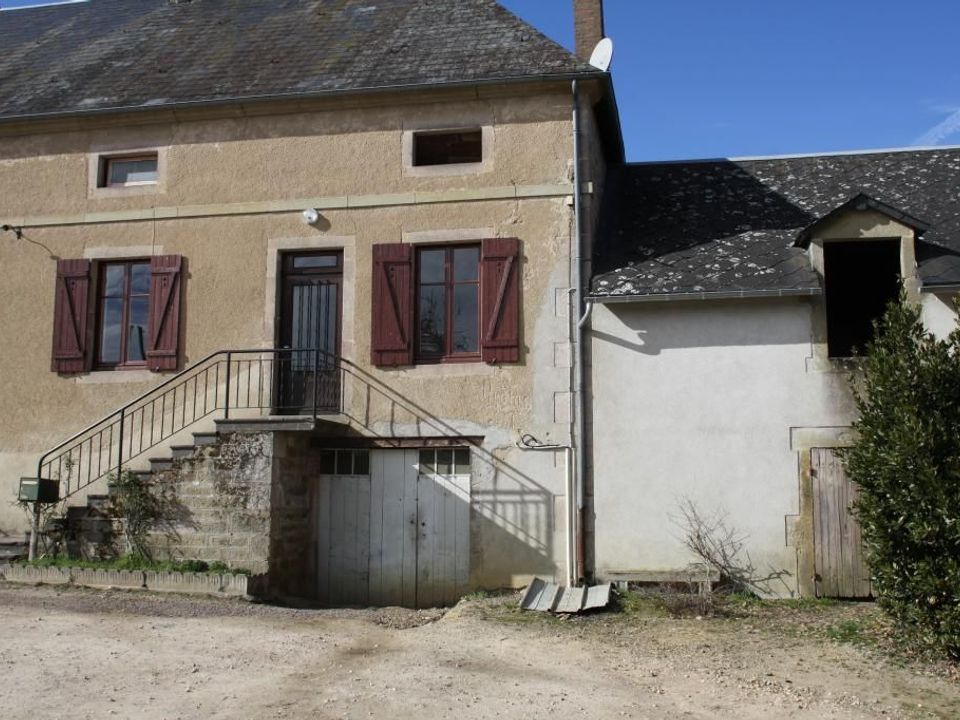 Villa i La Celle-en-Morvan, Saone-et-Loire - foto 1
