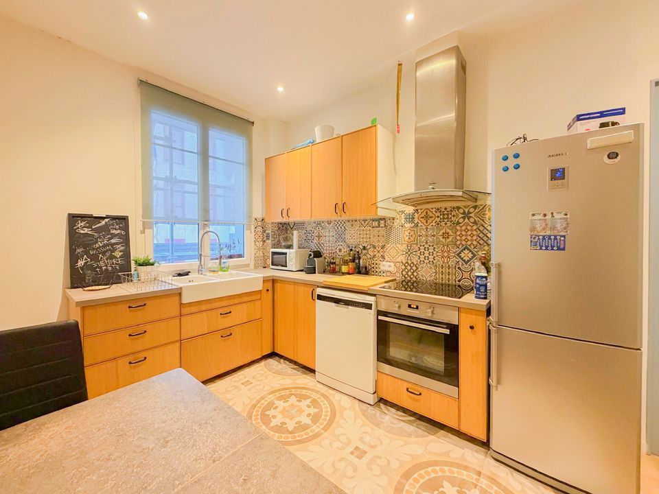 Apartment in Nice, Alpes-Maritimes - photo 2