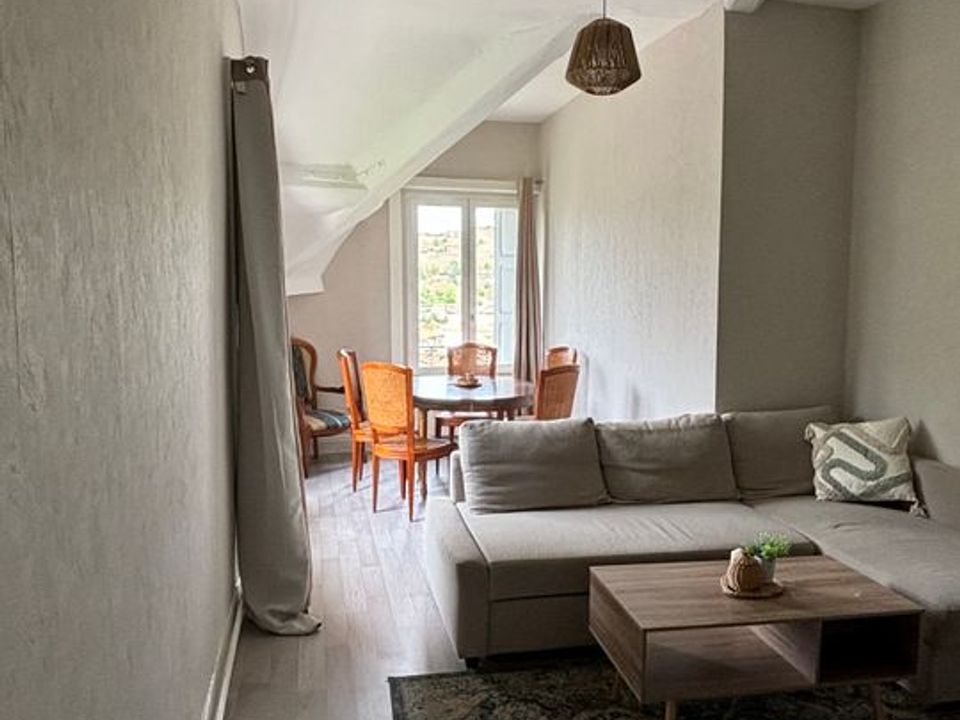 Apartament a Le Chambon-Feugerolles, Loire - foto 2
