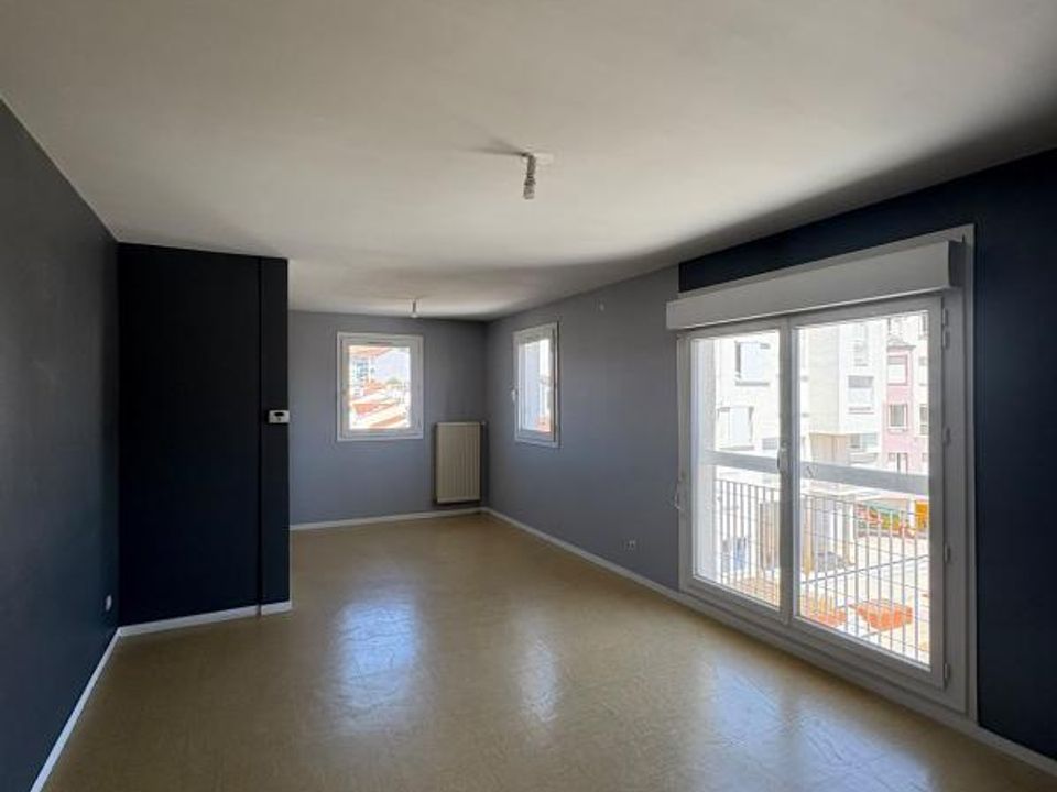 Apartamento en La Talaudière, Loire - foto 2