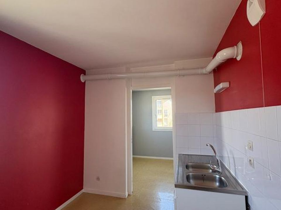 Apartamento en La Talaudière, Loire - foto 3