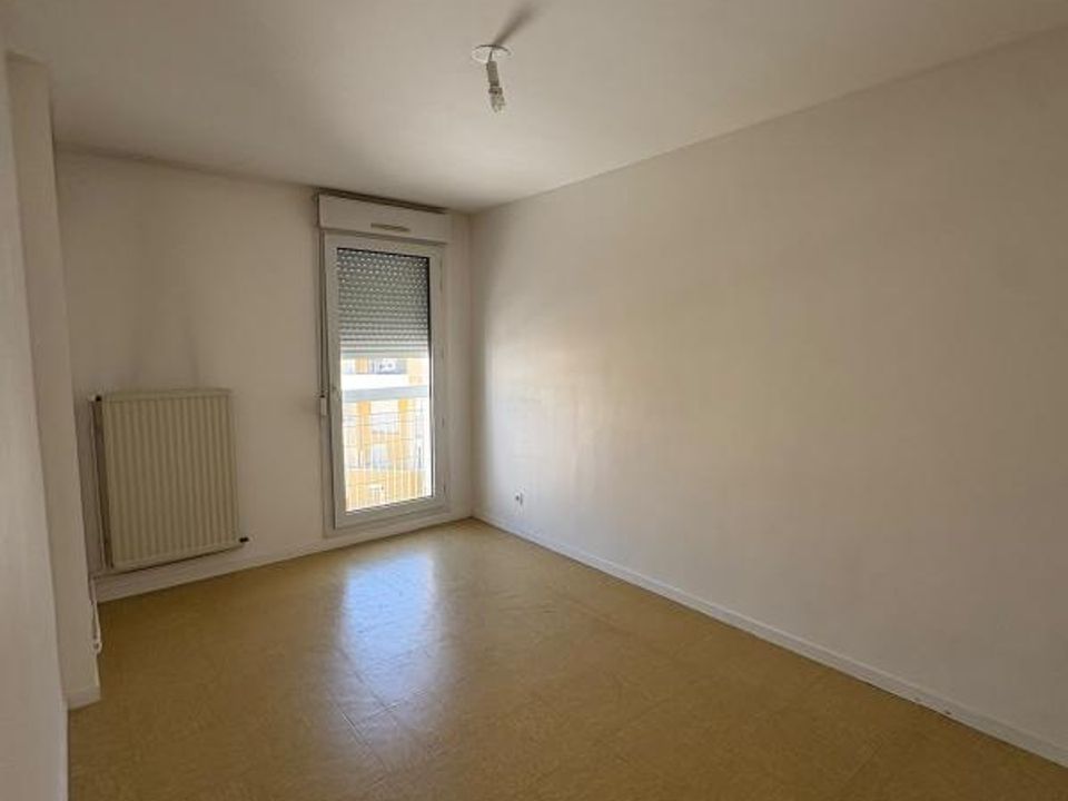 Apartamento en La Talaudière, Loire - foto 4