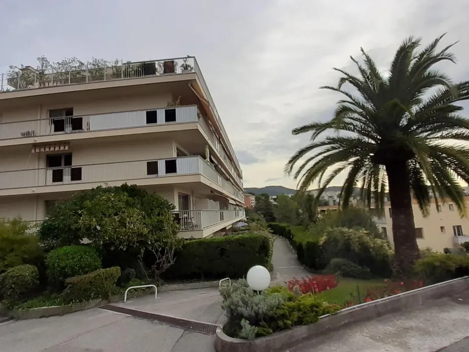 Apartment in Nice, Alpes-Maritimes - photo 5