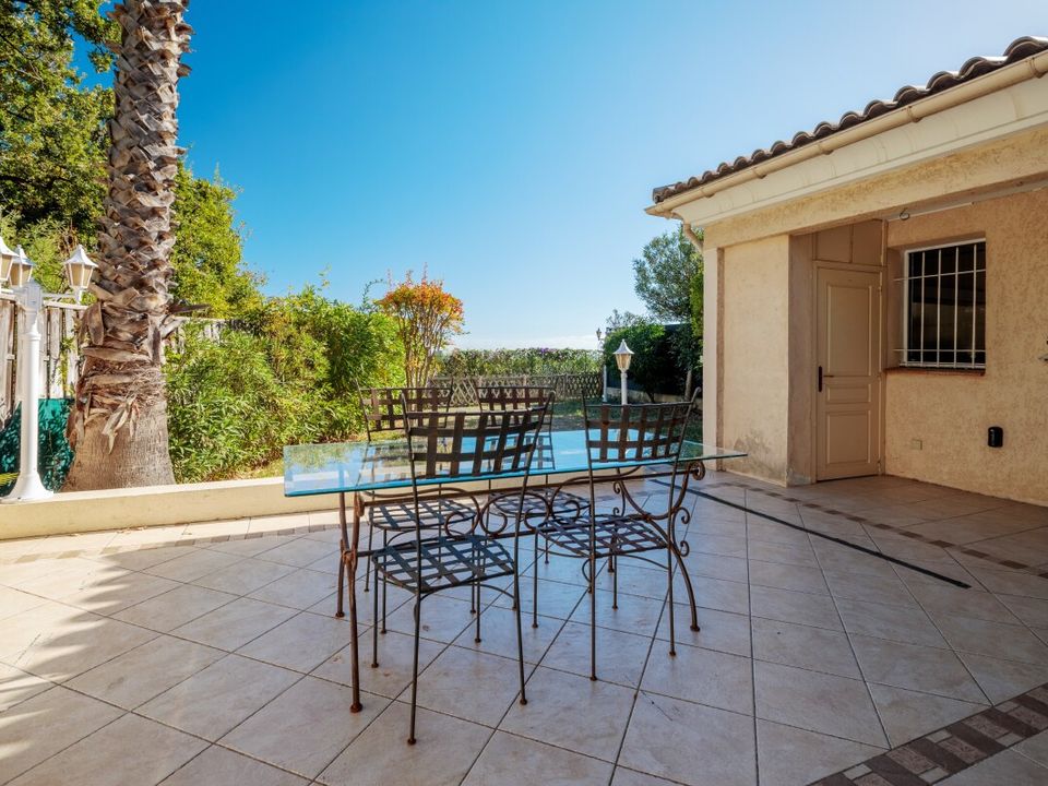 Villa i Villeneuve-Loubet, Alpes-Maritimes - foto 2