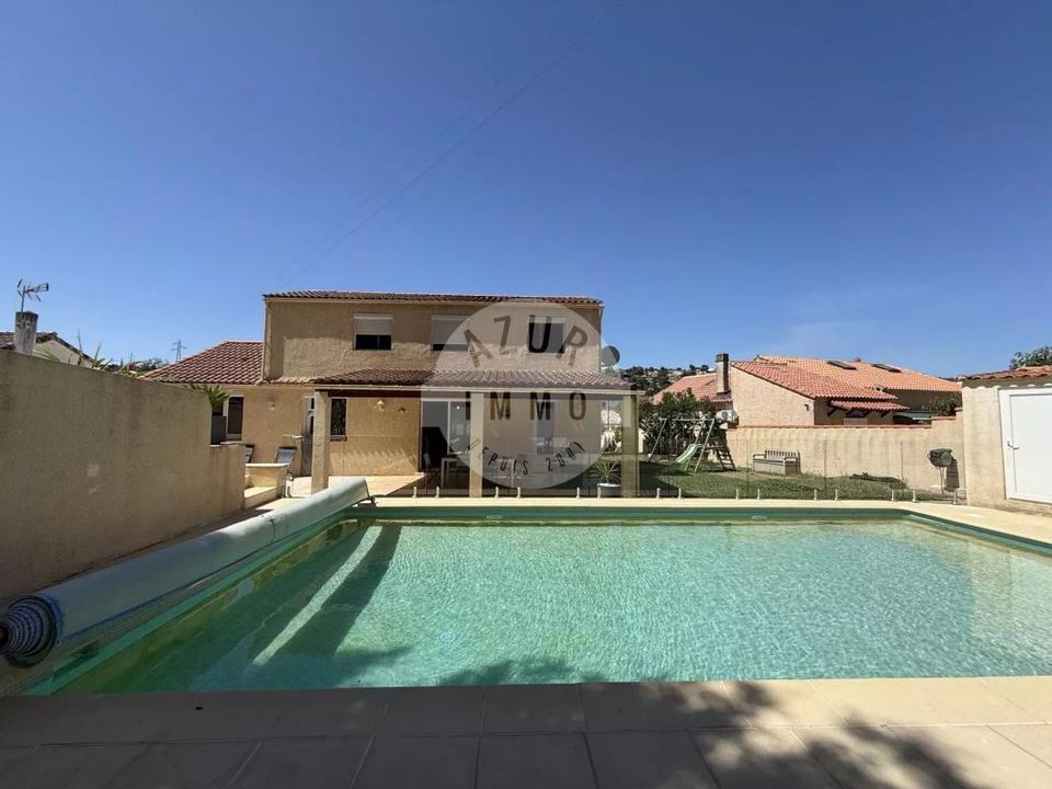 Villa en Carnoux-en-Provence, Bouches-du-Rhone - foto 1