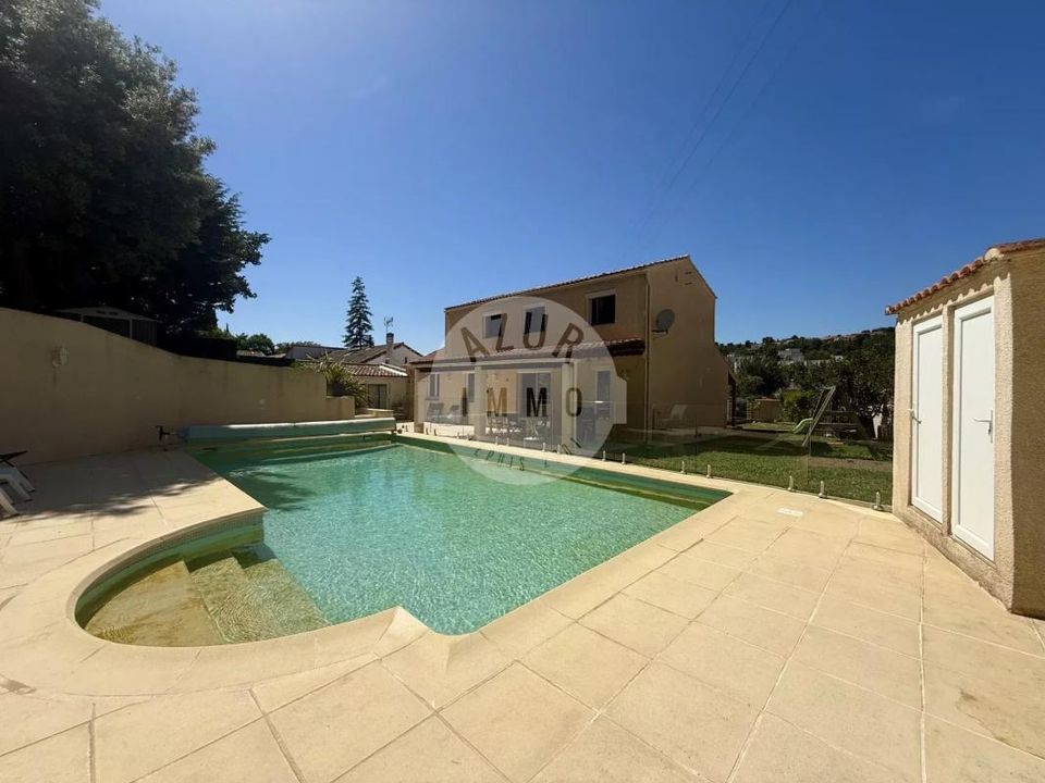 Villa en Carnoux-en-Provence, Bouches-du-Rhone - foto 3