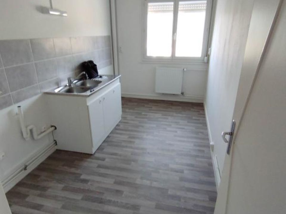 Lejlighed i Bogny-sur-Meuse, Ardennes - foto 2