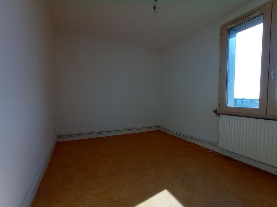 Apartment in Vouziers, Ardennes - photo 5