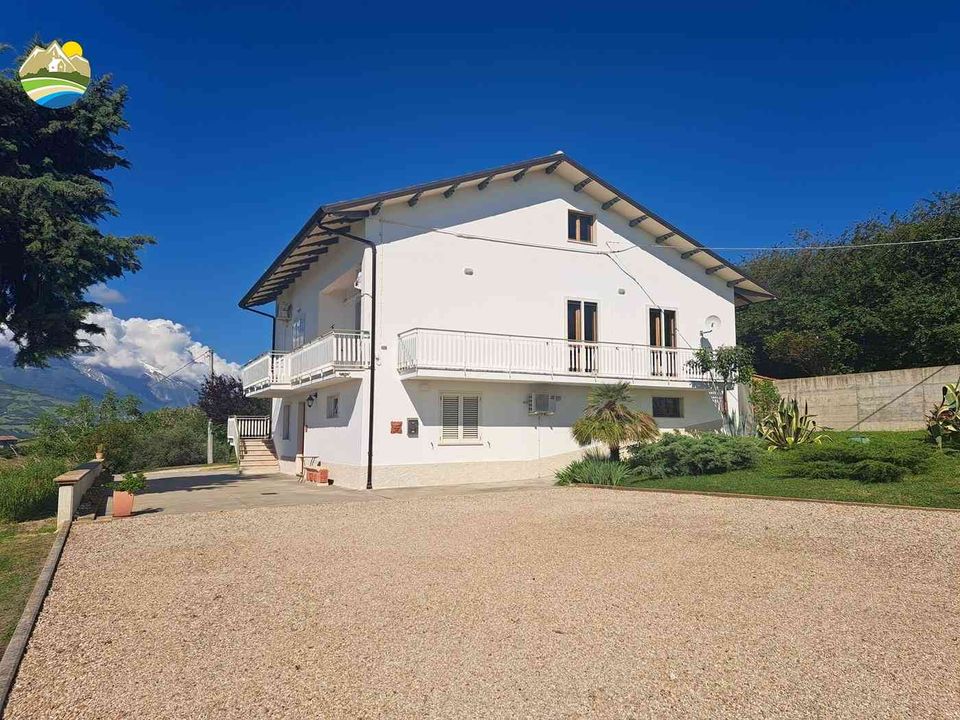 Villa a Castiglione Messer Raimondo, Teramo - foto 4
