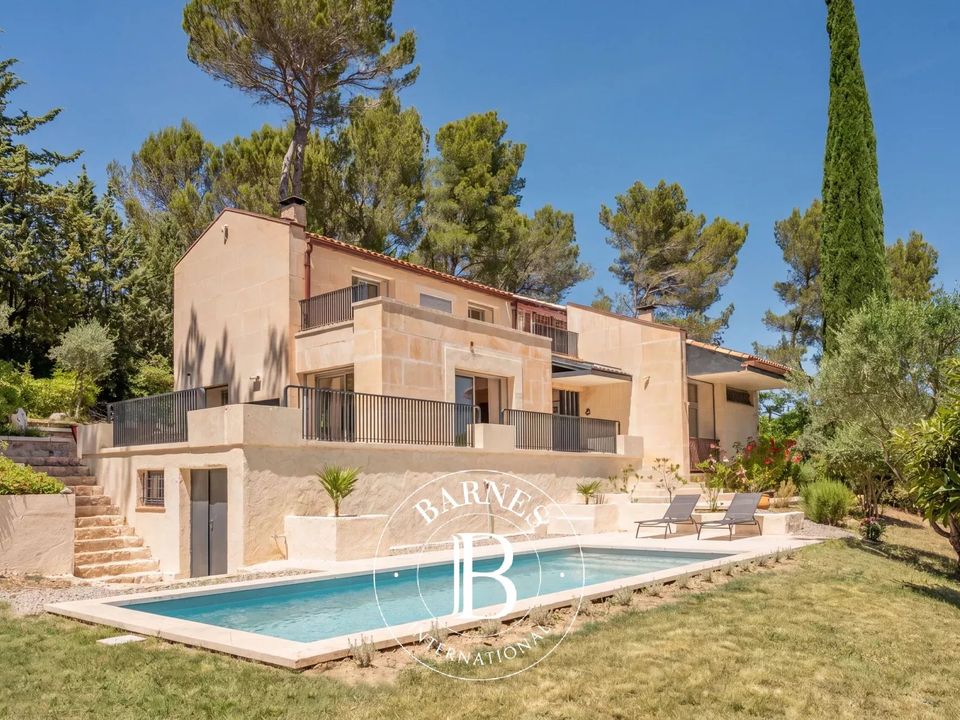 Villa i Aix-en-Provence, Bouches-du-Rhone - foto 1