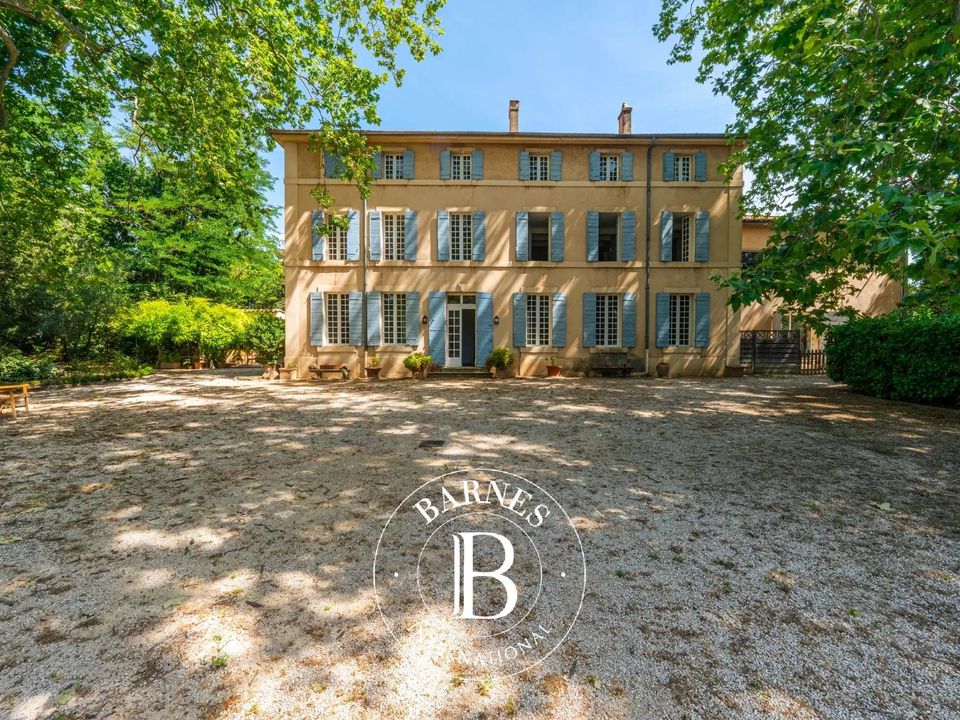 Villa i Aix-en-Provence, Bouches-du-Rhone - foto 1