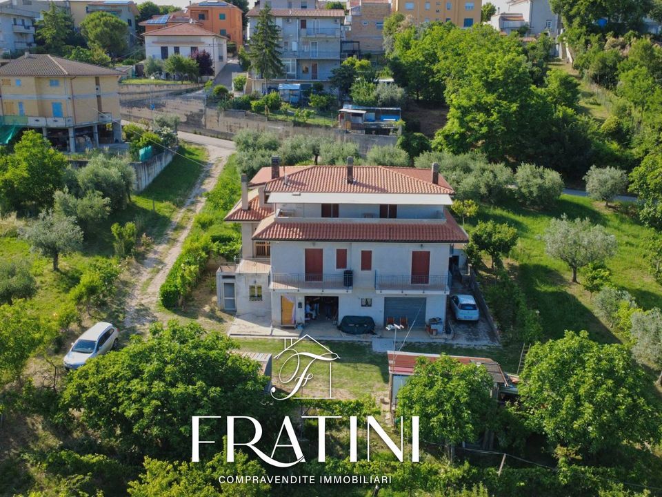 Villa i Ancarano, Teramo - foto 1