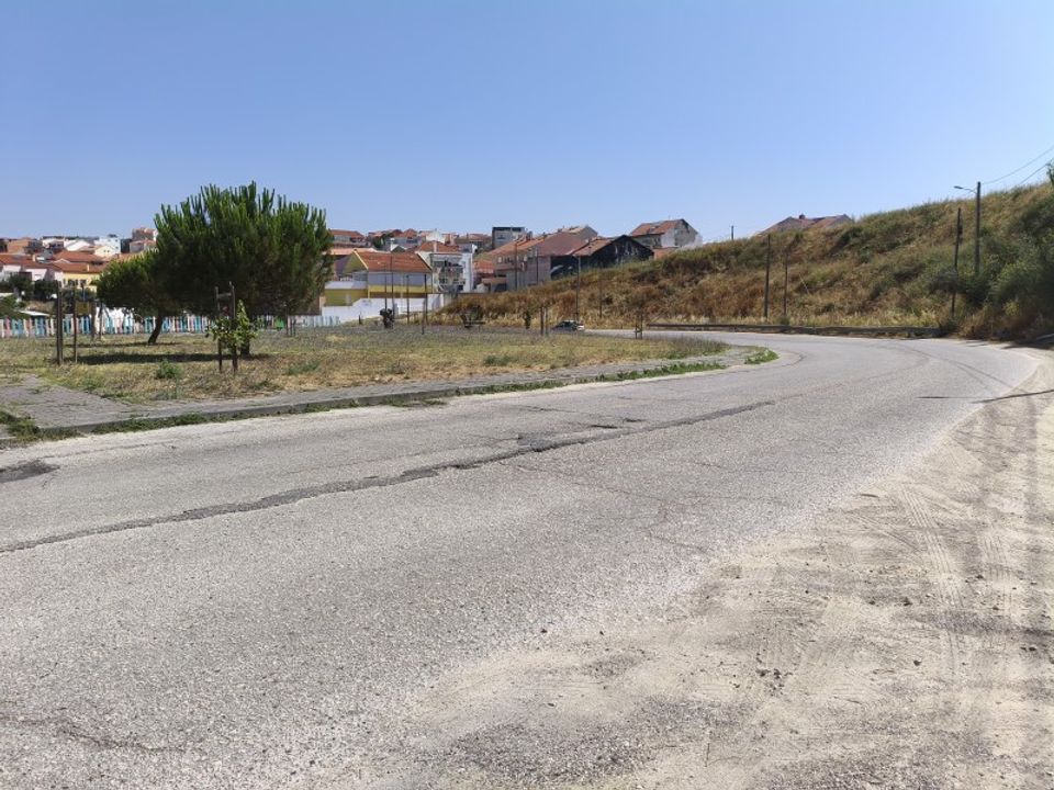 Helårsgrund i Camarate, Lisbon - foto 4