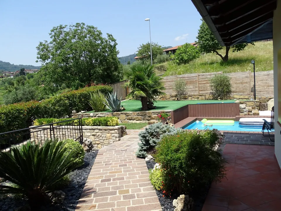 Villa i Foresto Sparso, Bergamo - bilde 2