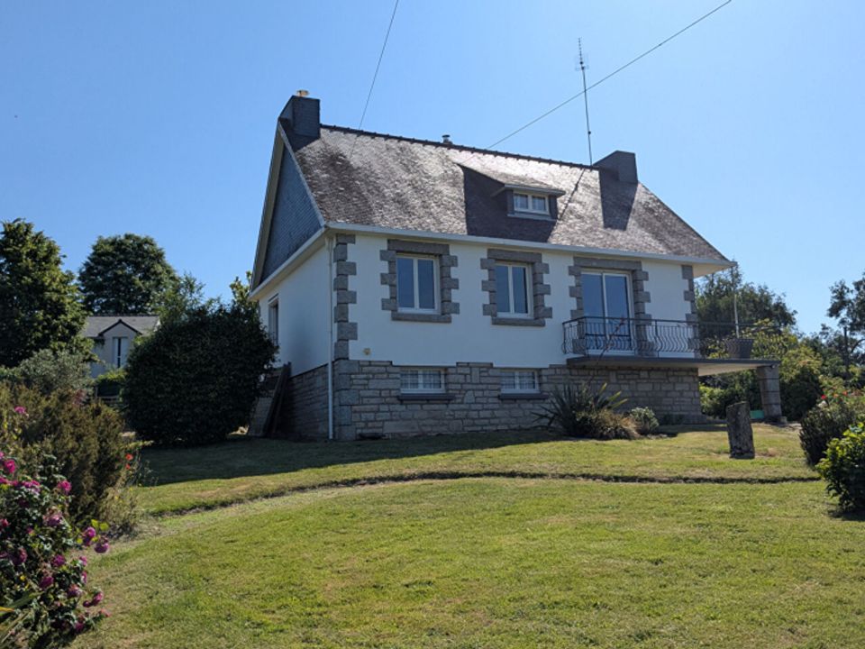 Villa in Saint-Laurent-sur-Oust, Morbihan - foto 1