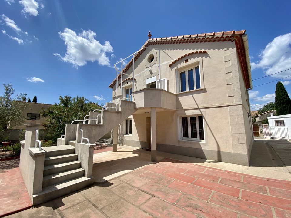 Villa i Saint-Mitre-les-Remparts, Bouches-du-Rhone - foto 1
