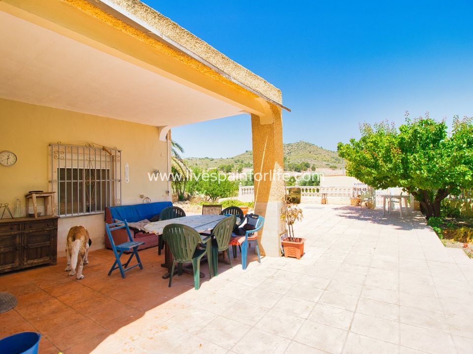 Landejendom i Hondon De Las Nieves, Alicante - foto 3