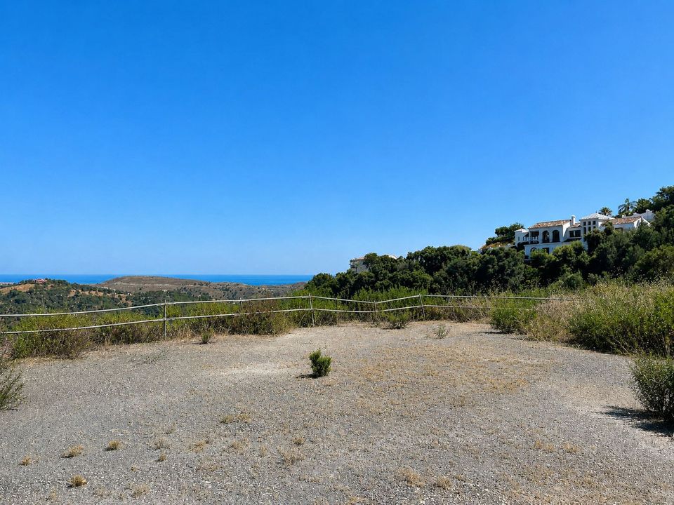 Helårsgrund i Benahavis, Malaga - foto 2