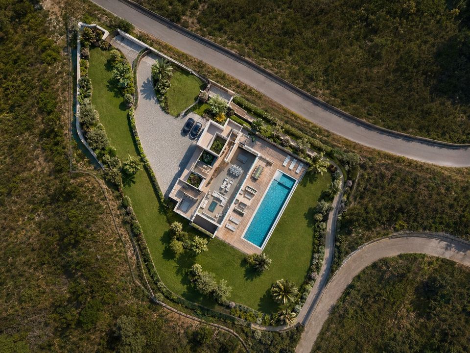 Helårsgrund i Benahavis, Malaga - foto 3