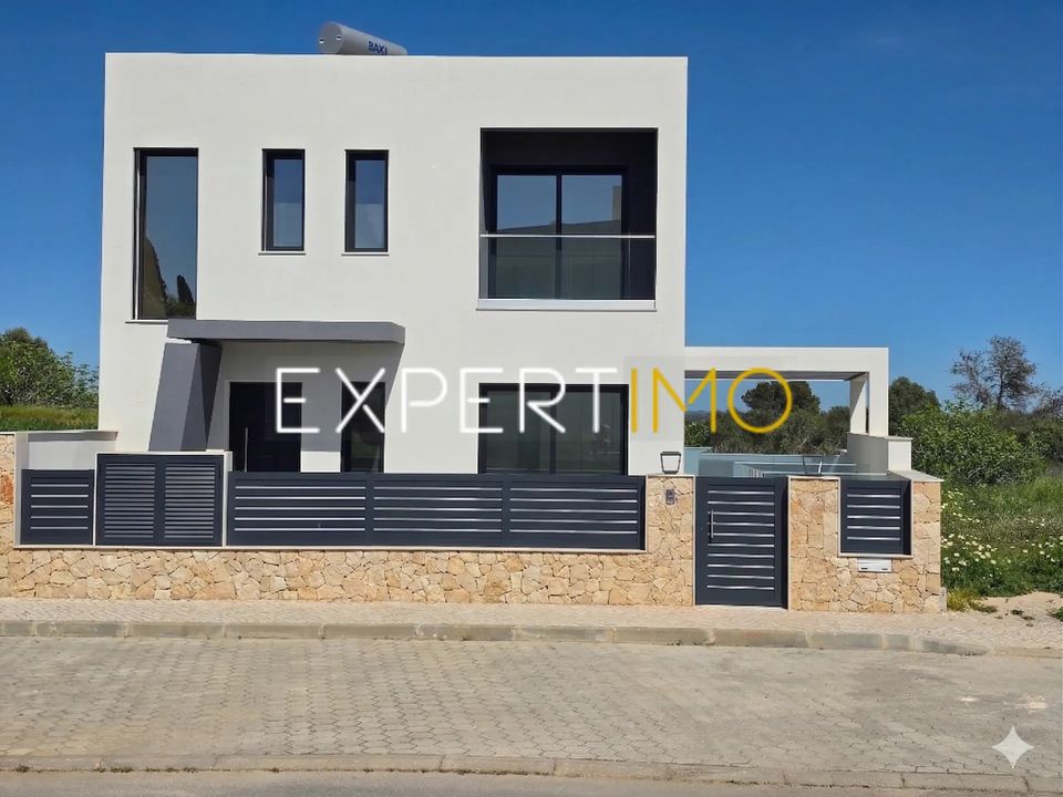 Villa i Mexilhoeira Grande, Faro - foto 3