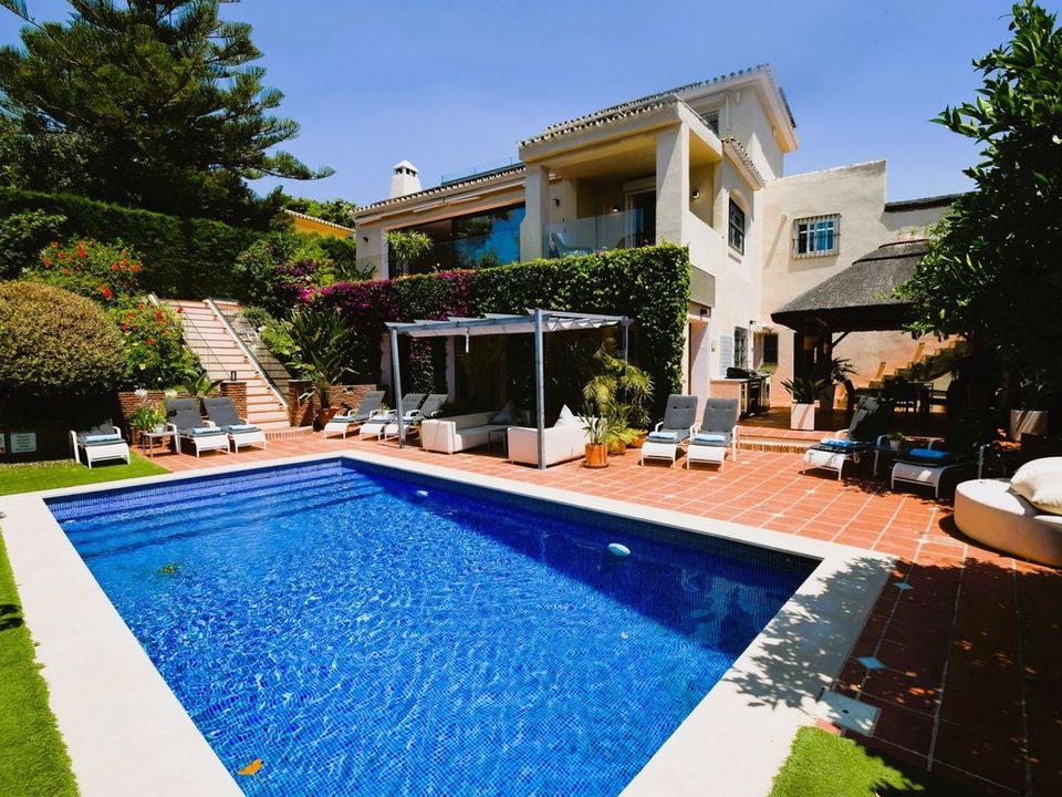 Villa i Calahonda, Malaga - foto 1