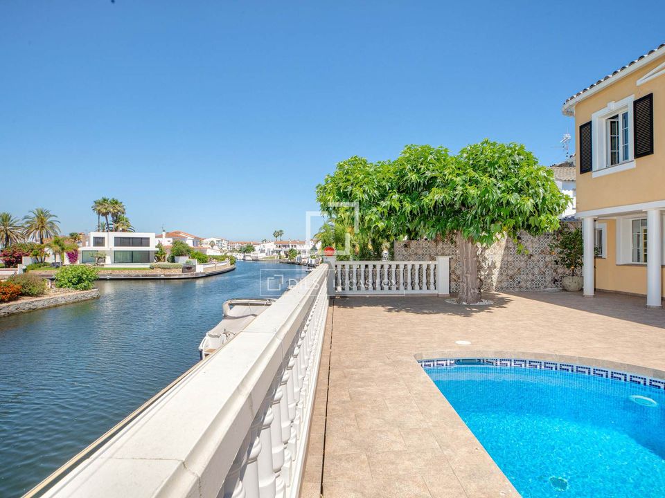 Villa i Empuriabrava, Gerona - foto 3