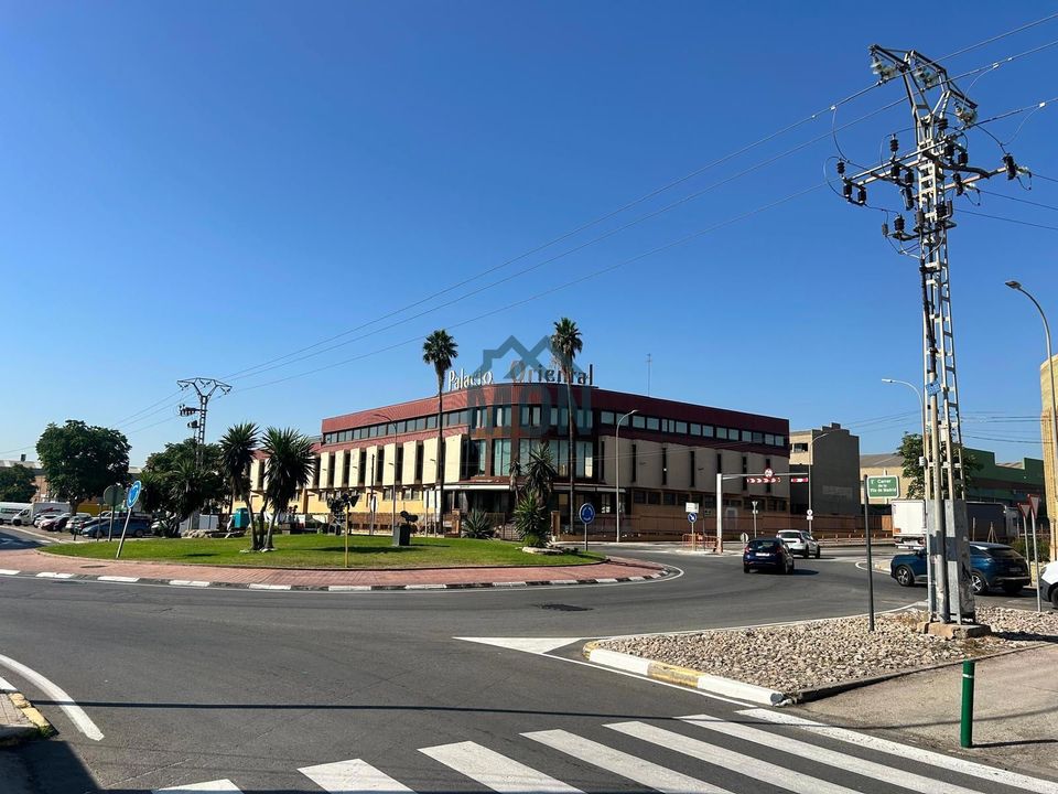 Erhvervsejendom i Paterna, Valencia - foto 3