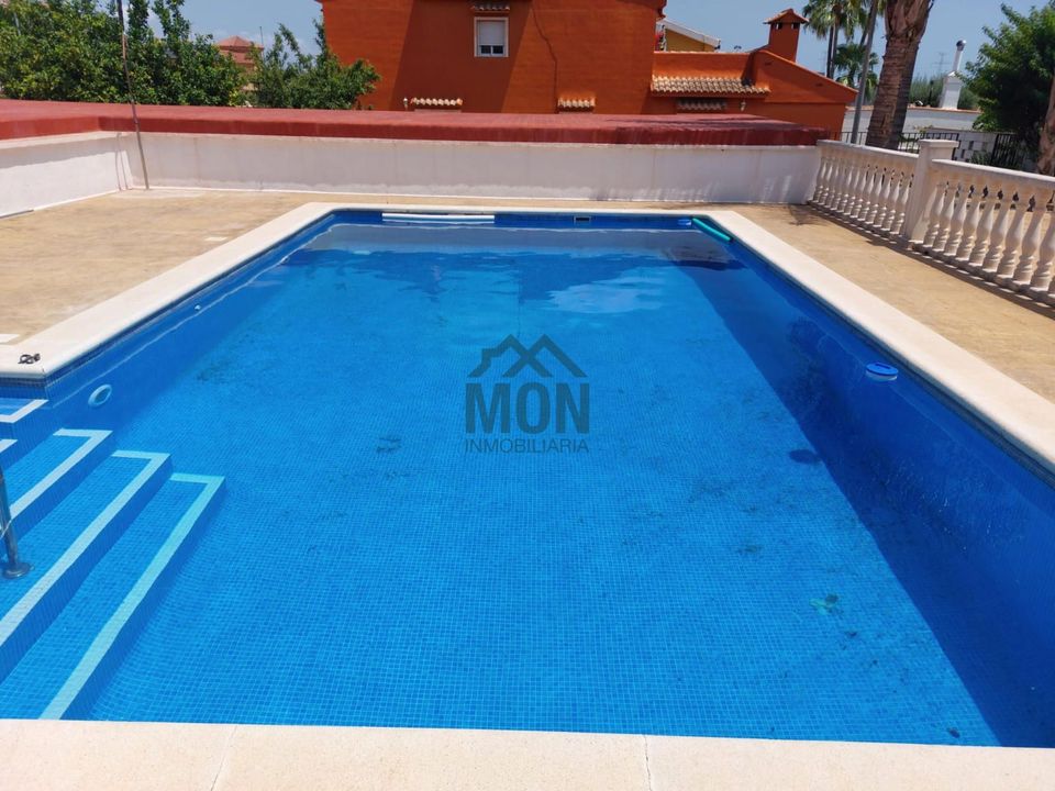 Villa in San Antonio De Benageber, Valencia - foto 4