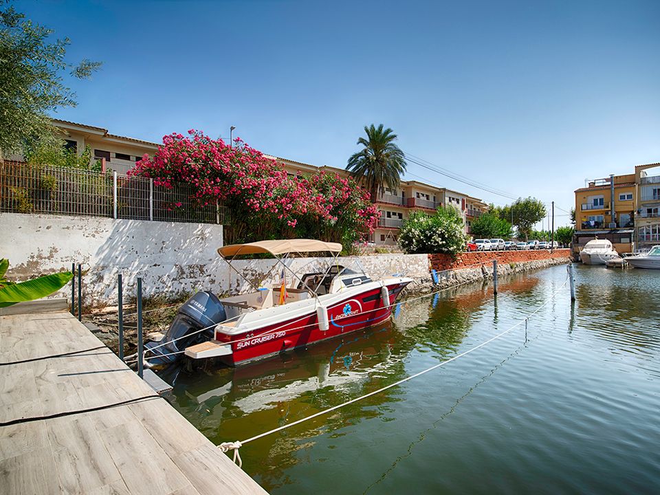 Lejlighed i Empuriabrava, Gerona - foto 3
