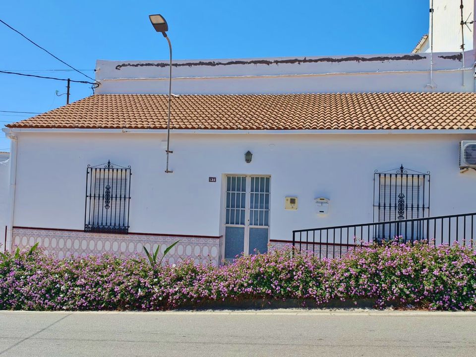 Casa de poble a Triana, Malaga - foto 1