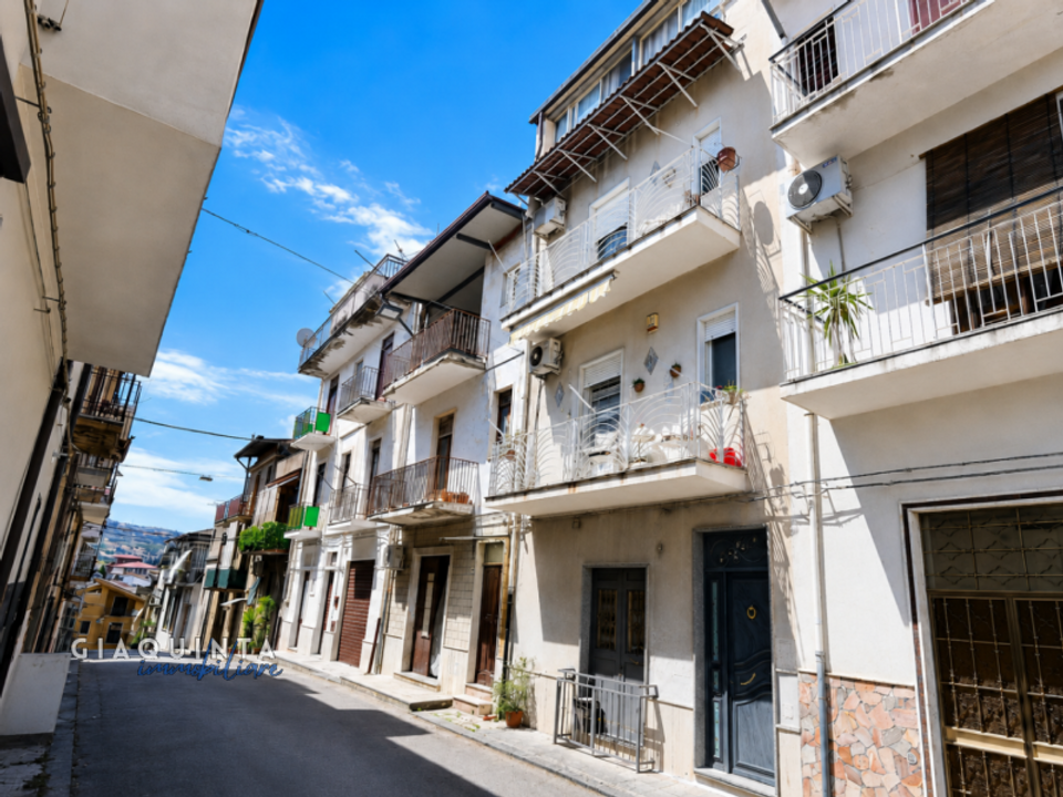 Haus in Palagonia, Catania - Foto 1