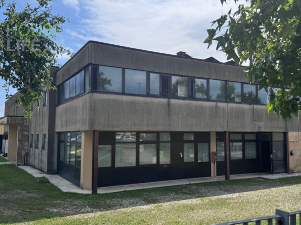 Erhvervsejendom i Schio, Vicenza - foto 2