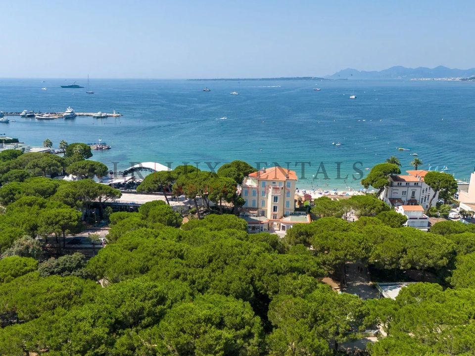 Lejlighed i Juan-les-Pins, Alpes-Maritimes - foto 1