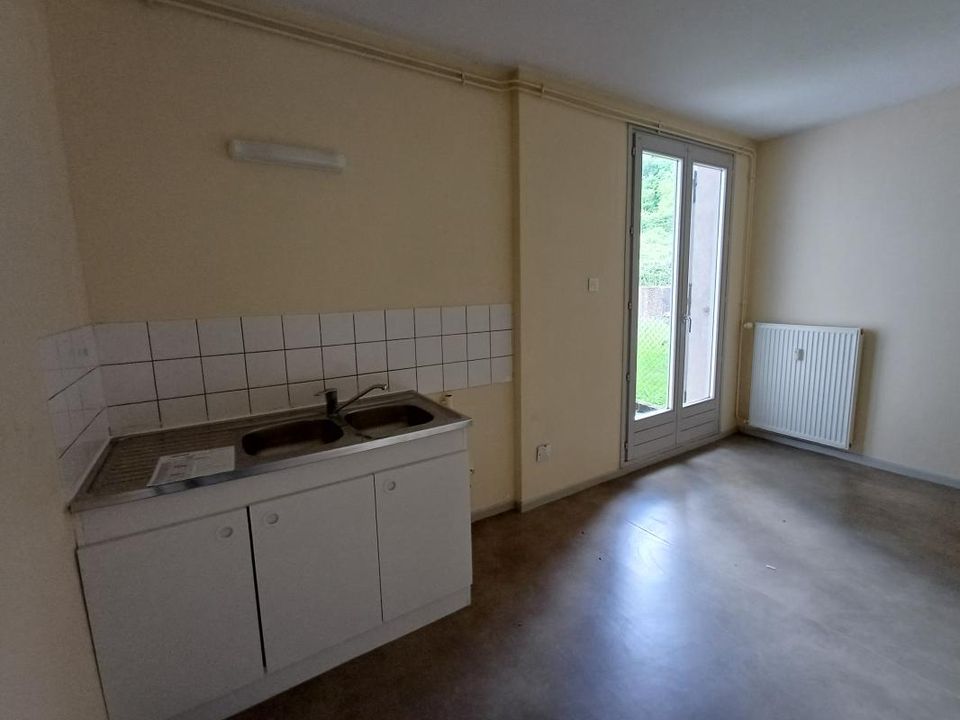 Lejlighed i Saint-Loup-sur-Semouse, Haute-Saone - foto 2