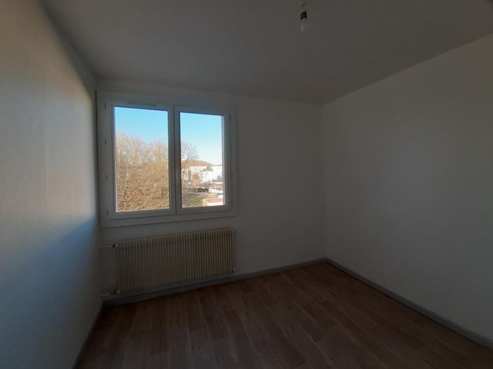 Lejlighed i Luxeuil-les-Bains, Haute-Saone - foto 4
