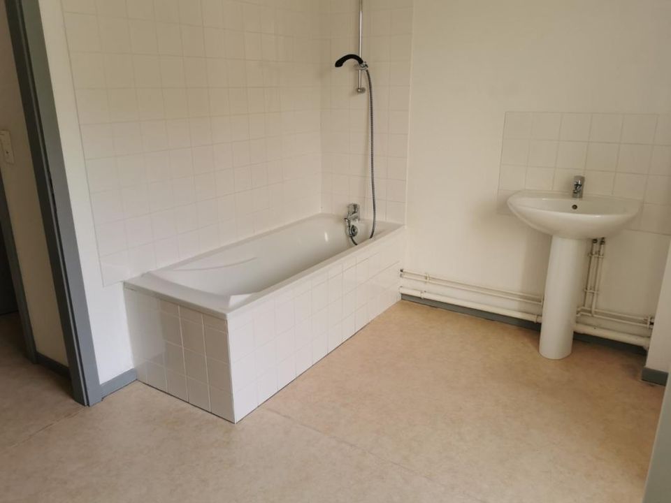 Lejlighed i Luxeuil-les-Bains, Haute-Saone - foto 3
