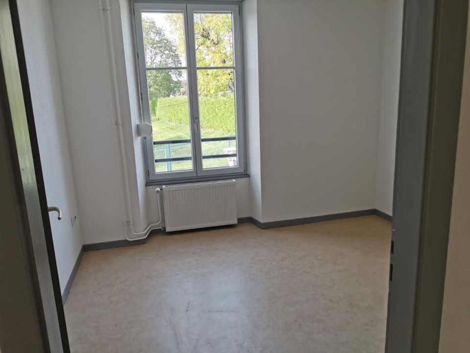 Lejlighed i Luxeuil-les-Bains, Haute-Saone - foto 4
