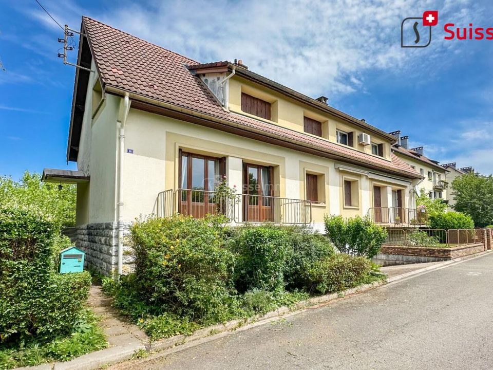 Haus in Montbeliard, Doubs - Foto 1