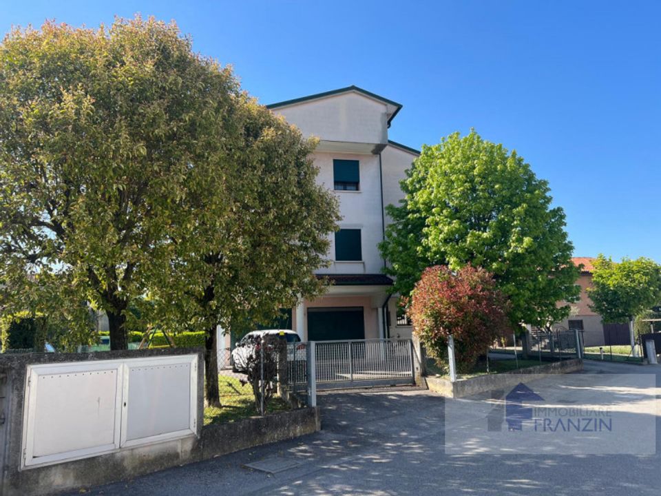 Apartamento en Meolo, Venice - foto 1