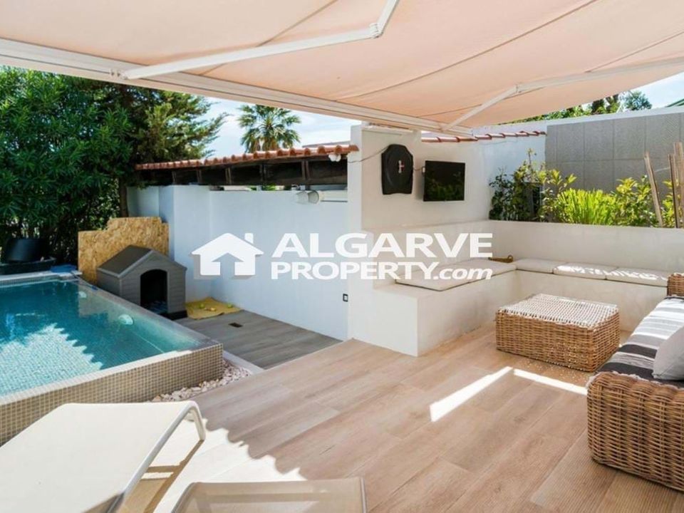 Villa i Quarteira, Faro - foto 1