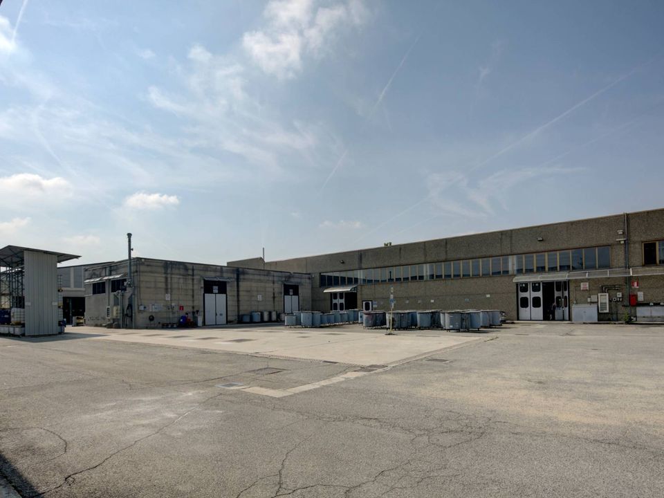 Erhvervsejendom i Trofarello, Turin - foto 4