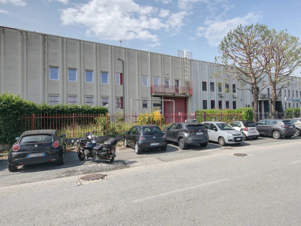 Erhvervsejendom i Trofarello, Turin - foto 2
