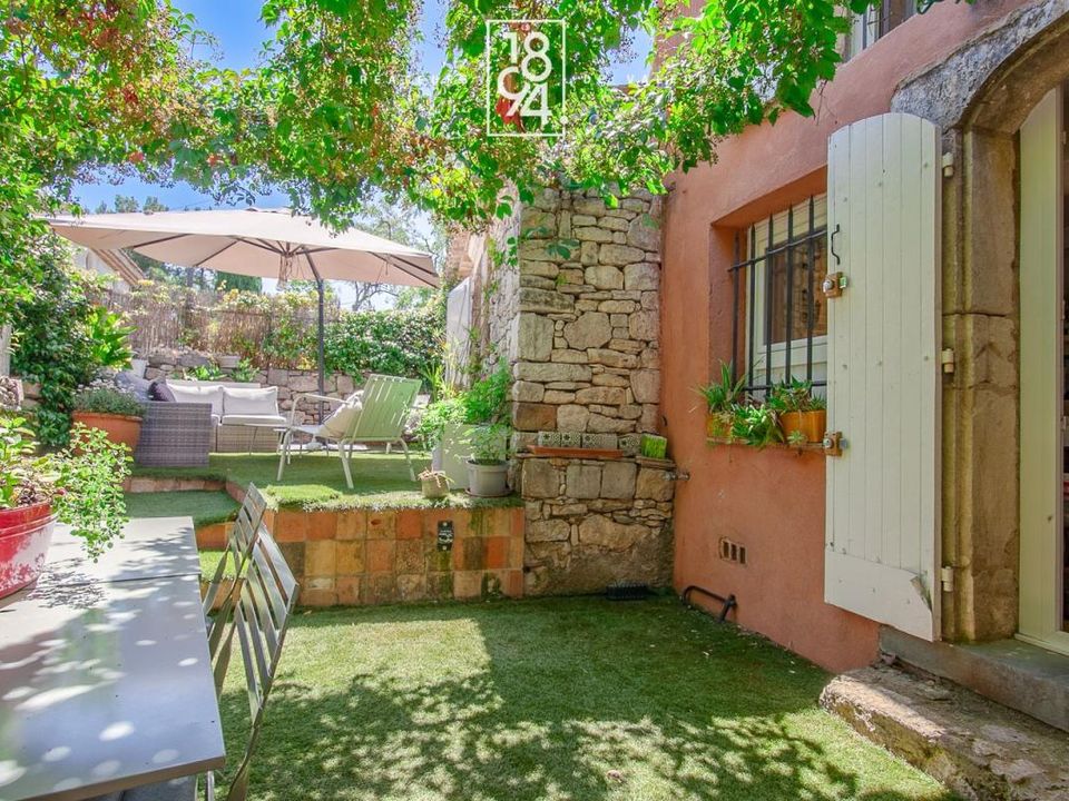 Landsbyhus i Aix-en-Provence, Bouches-du-Rhone - foto 1