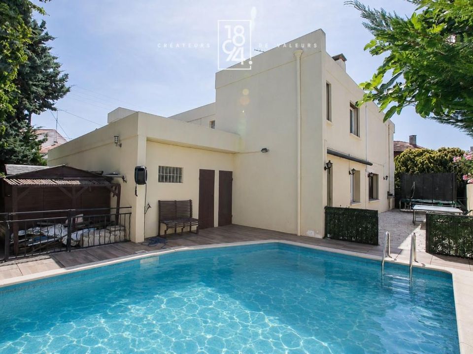 Villa i Marseille, Bouches-du-Rhone - foto 1